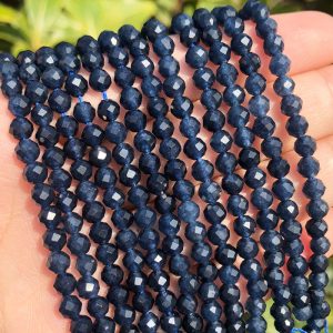 Créez des Bijoux d’Exception avec une Touche de Raffinement : L’Art des Perles Saphir Bleu Naturel Facettées