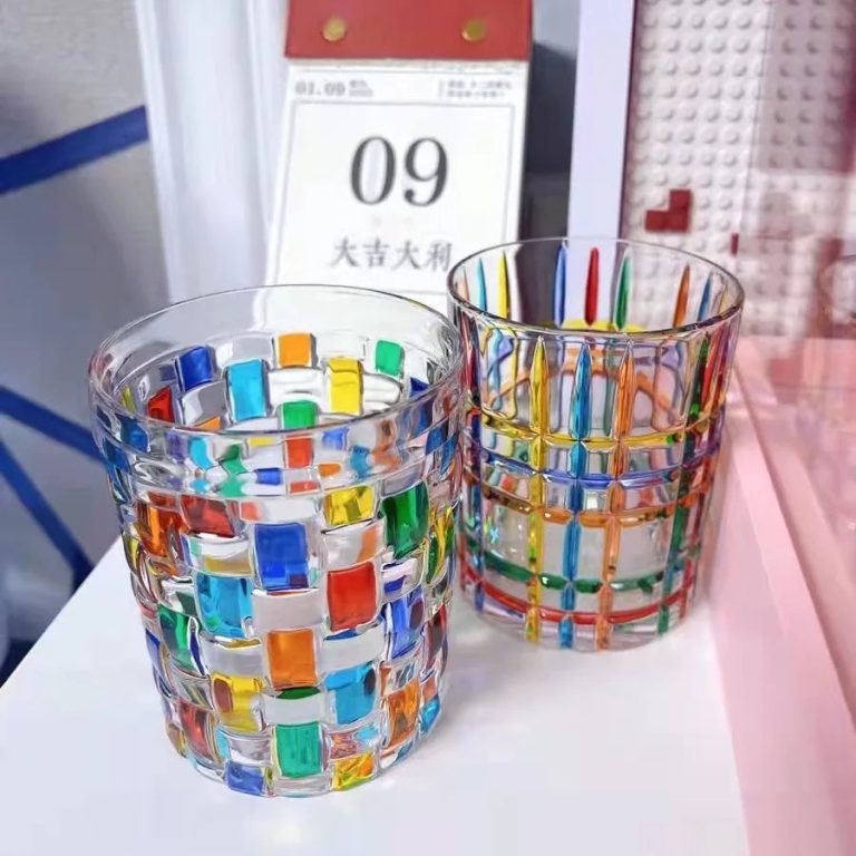 Rehaussez Votre Table Avec Élégance et Originalité