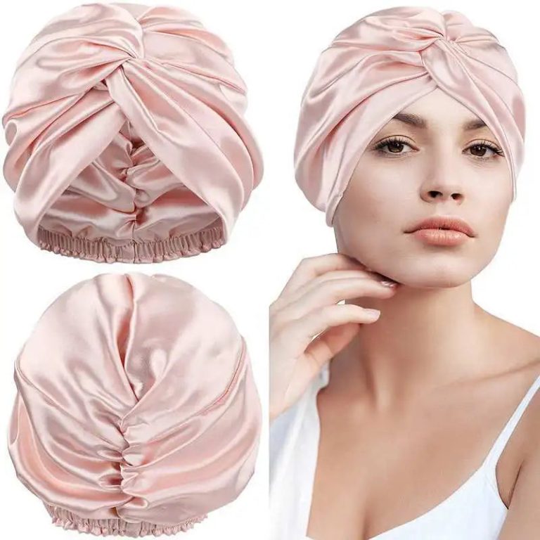 Un luxe nocturne : Sublimez vos cheveux avec le turban en soie 19 Momme