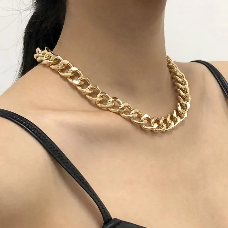 L’Élégance Audacieuse : Le Collier Chunky Twist Gold & Silver qui Sublime Votre Style