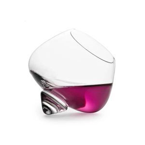 Plongez dans une Expérience de Dégustation Unique avec un Verre Rotatif Élégant