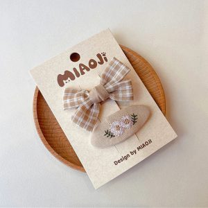 Adoptez l’Élégance Florale pour Sublimer le Style de Votre Petite Princesse