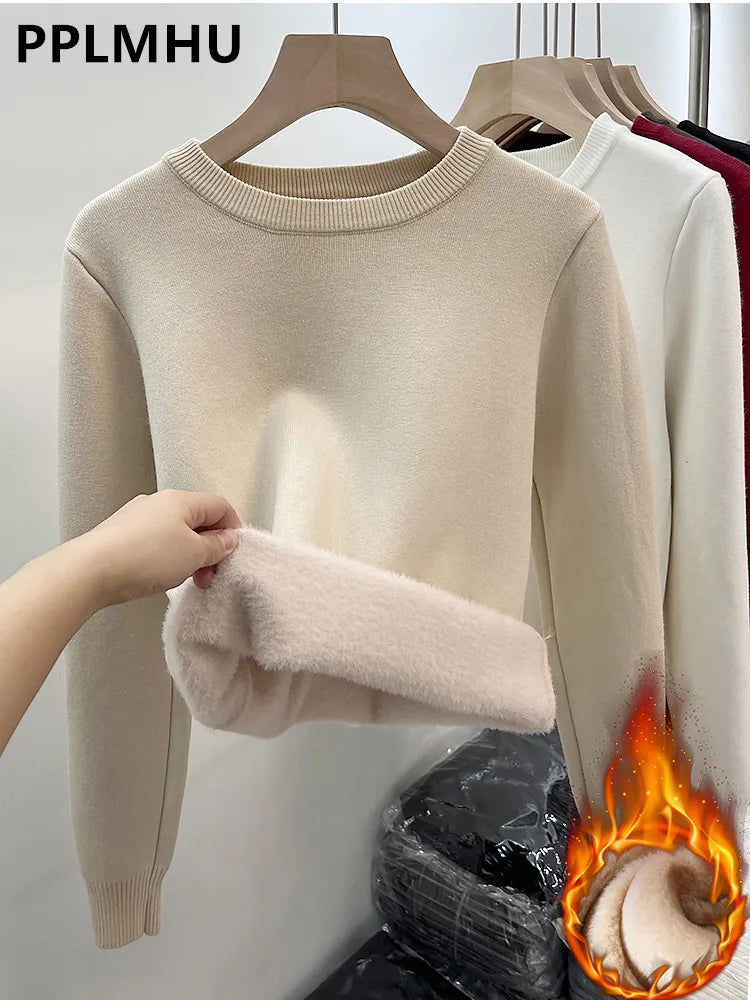 Chic hivernal et confort absolu : Le Pull en velours doublé qui redéfinit l’élégance femme