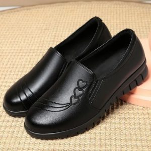 Marchez avec Confiance et Élégance : Les Chaussures Plates Printemps Femme Confortables