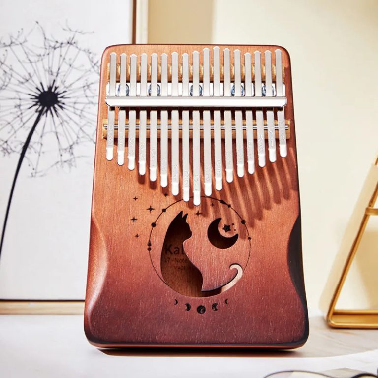 Laissez-vous envoûter par la magie sonore du Kalimba 17 touches en bois massif