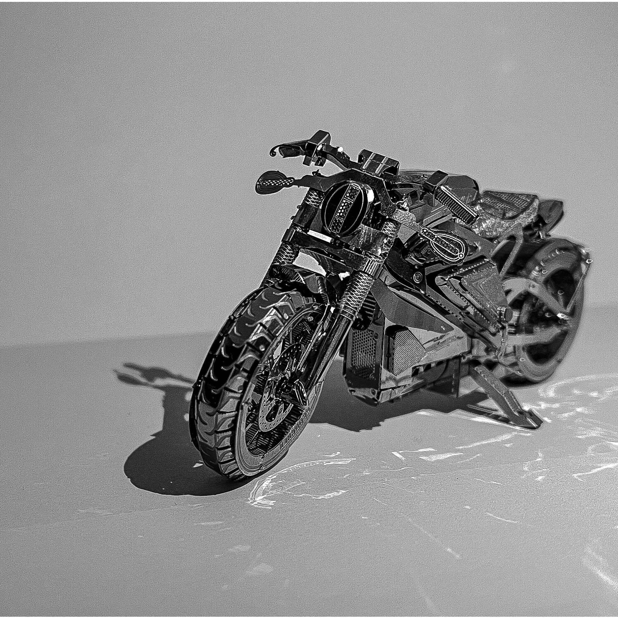 Découvrez l'expérience captivante du Kit Puzzle Moto 3D en Métal DIY : l'alliance parfaite entre passion mécanique et défi créatif