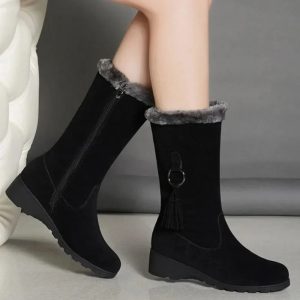 Chic et Confort en Hiver : Bottes Épaisses pour Femmes, l’Allié Incontournable