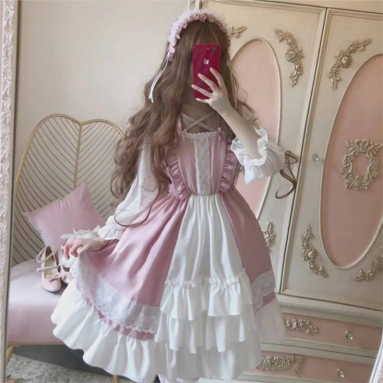 Plongez dans un Univers Enchanté avec la Robe Lolita Alice au Pays des Merveilles