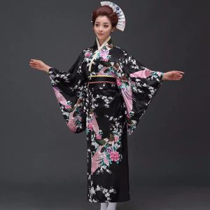 Raffinement moderne et tradition revisitée : le Kimono Yukata sexy pour femmes