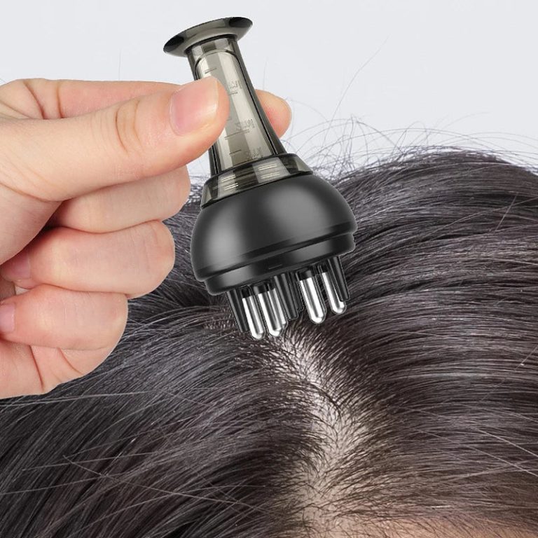 Redécouvrez le Rituel Capillaire avec un Peigne Applicateur Innovant pour un Cuir Chevelu Revitalisé