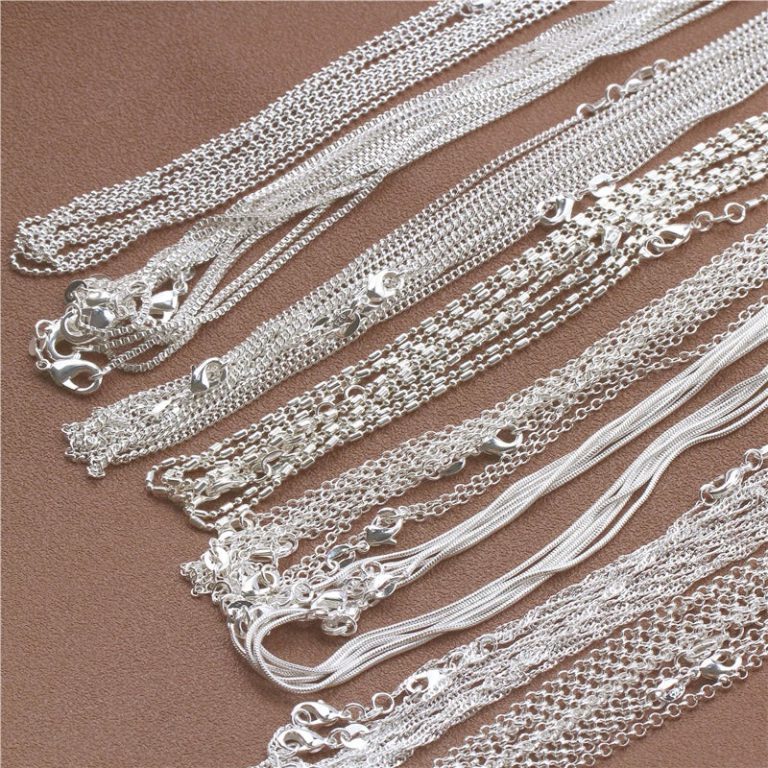 L’élégance à portée de main : découvrez le collier chaîne Rolo Bead Figaro en Argent Sterling 925