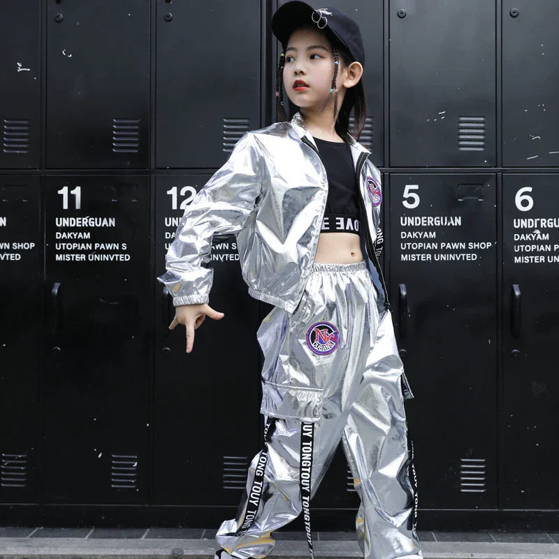 Brillez sur Scène avec un Look Hip-Hop Unique pour Jeunes Talents