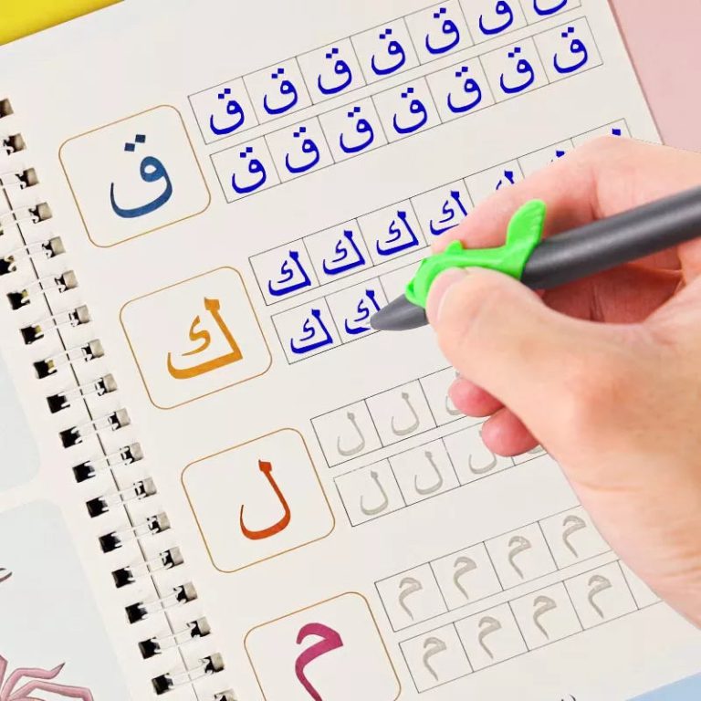 L'Atout Ludique de l’Apprentissage : Découvrez les Nouveaux Cahiers d'Écriture Magiques pour Enfants avec Stylo