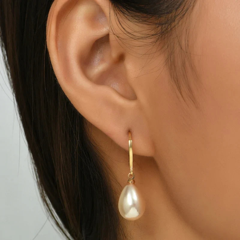 Succombez au Charme Moderne des Boucles d'Oreilles Pendantes Perles Goutte d'Eau