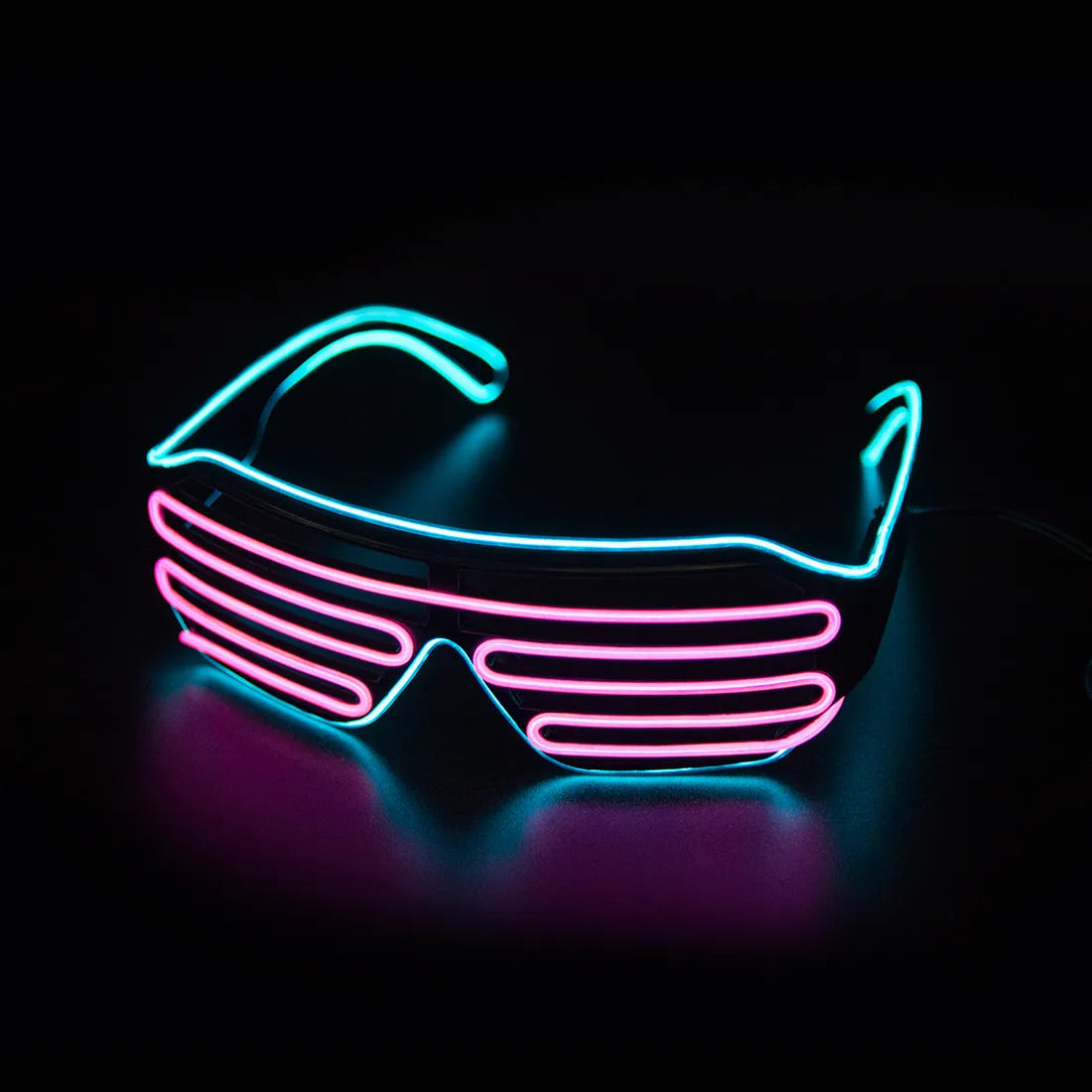 Illuminez Vos Soirées: Adoptez l'Esprit Festif avec des Lunettes LED Innovantes