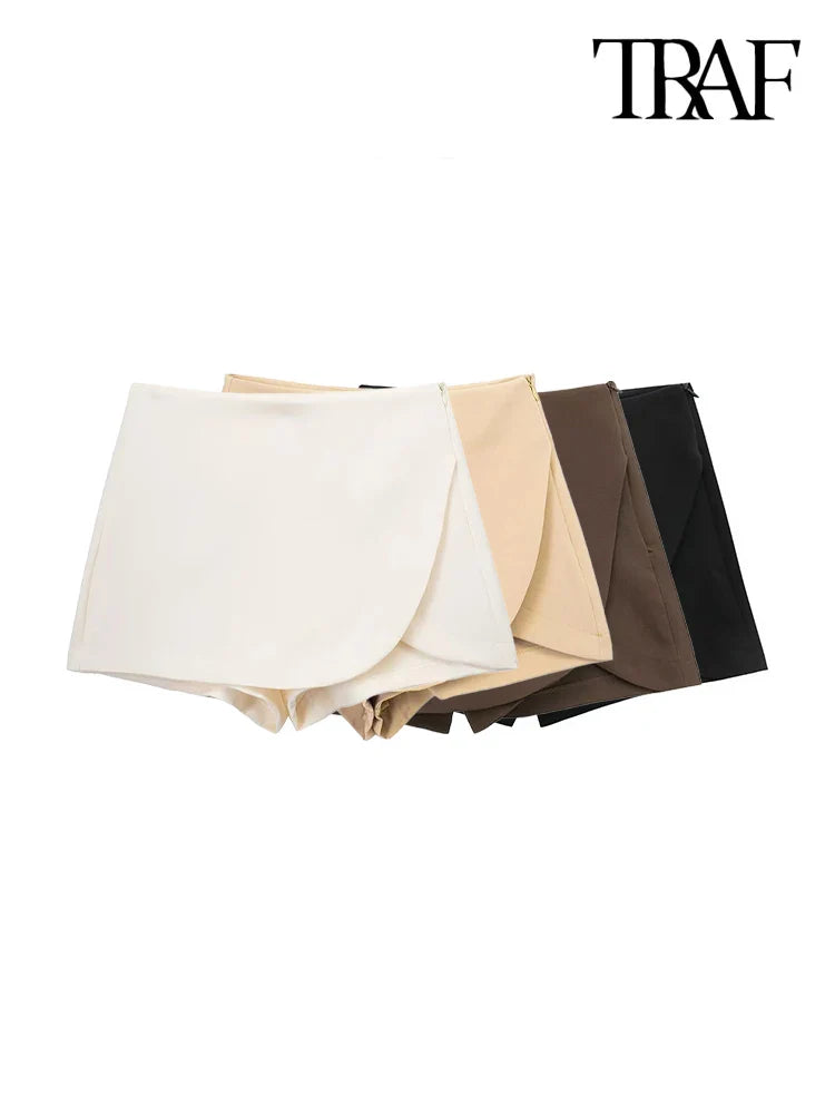 Adoptez l'Élégance Vintage Moderne : Découvrez le Short Jupe Pareo TRAF