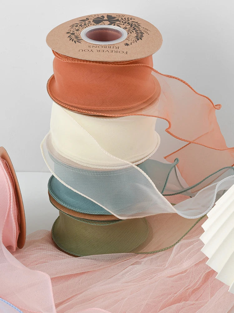 Élégance et Créativité : Sublimez Vos Projets avec le Ruban d'Organza Bordé Mat