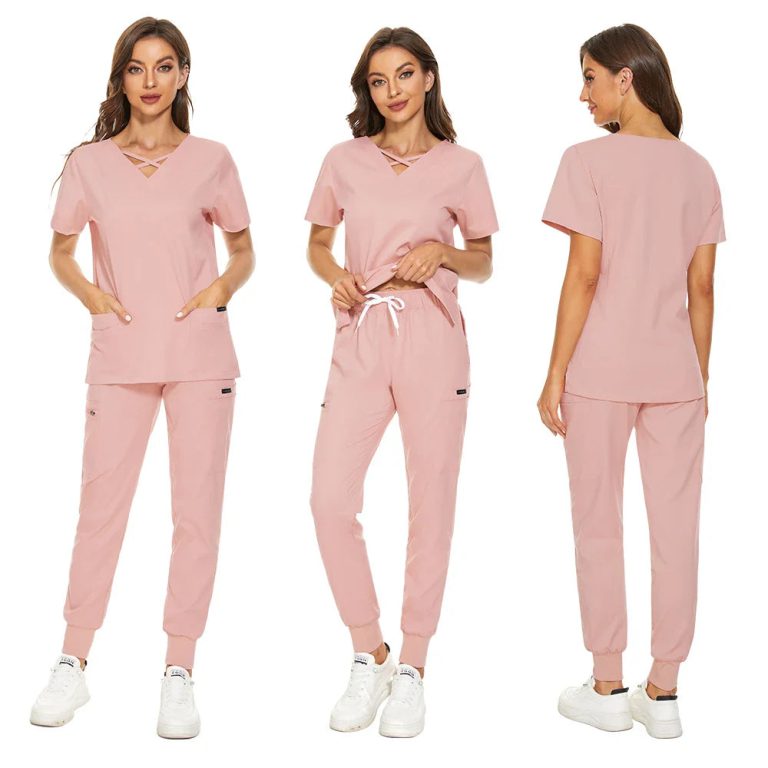 Réinventez Votre Uniforme Médical avec Élégance et Praticité