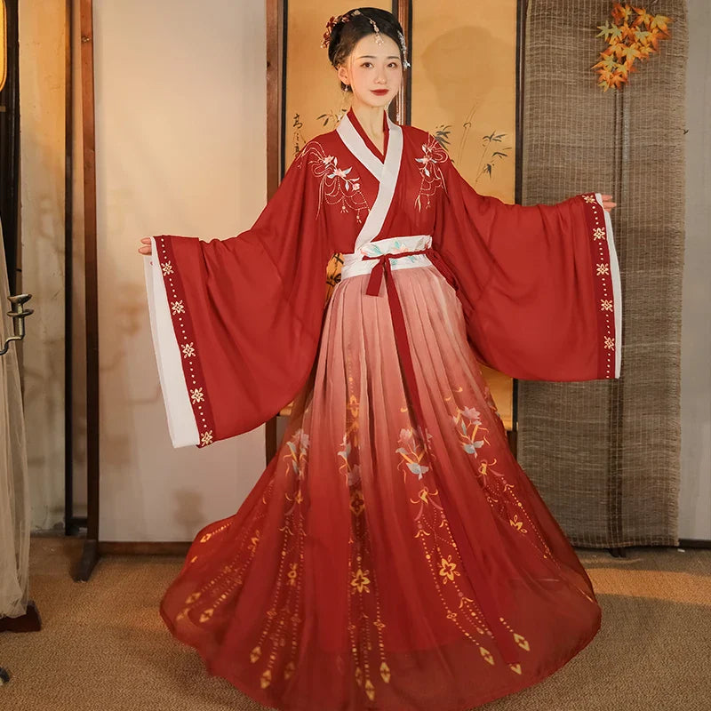 Sublime Élégance et Héritage Culturel : Le Costume Hanfu Chinois pour Femme