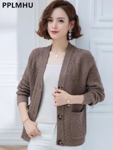 Révélez Votre Élégance Automnale avec ce Cardigan en Tricot Ajusté Unique