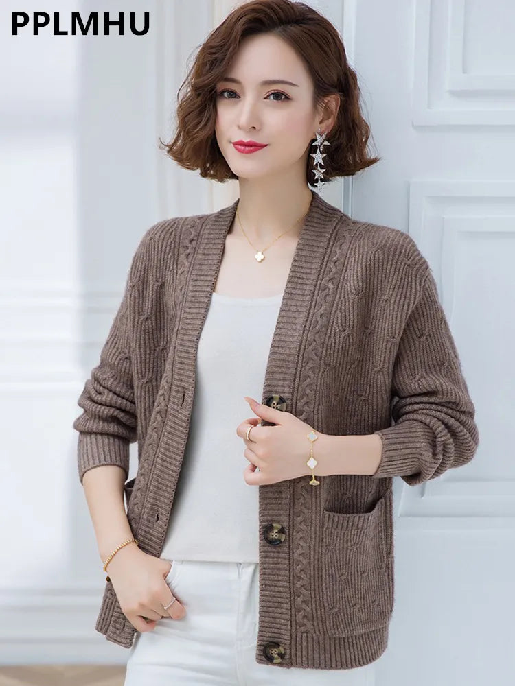 Révélez Votre Élégance Automnale avec ce Cardigan en Tricot Ajusté Unique