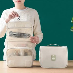 Voyagez avec élégance : la trousse de maquillage imperméable qui réinvente l'organisation cosmétique
