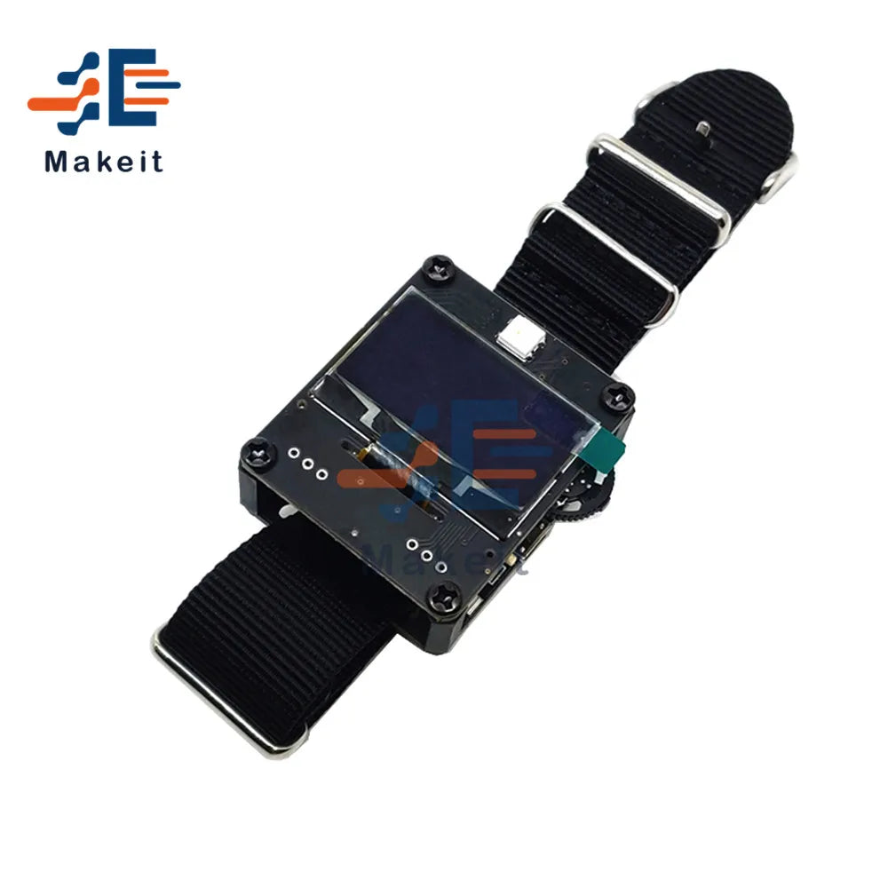 Explorer de nouvelles frontières de l’IoT avec la DSTIKE Deauther Watch V1 (SE)