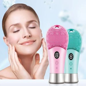 Réinventez Votre Rituel Beauté avec une Brosse Nettoyante Visage Innovante