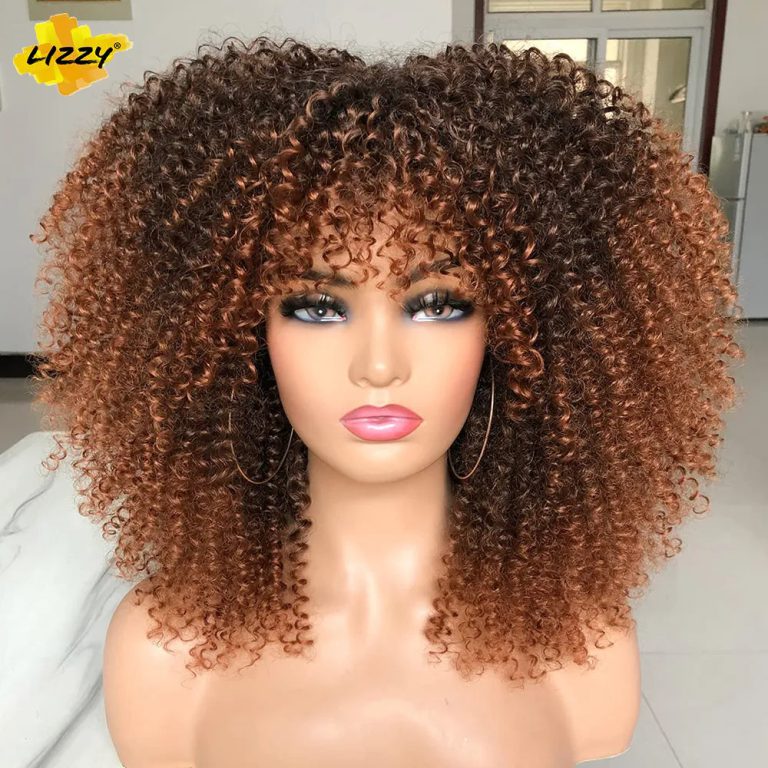 Adoptez un Look Audacieux avec la Perruque Afro Courte Bouclée et ses Franges