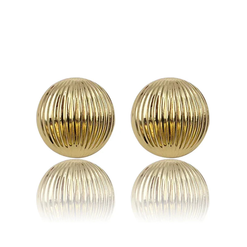 Le Raffinement Moderne à Portée d'Oreille : La Touche d’Élégance Incontournable pour Toute Femme