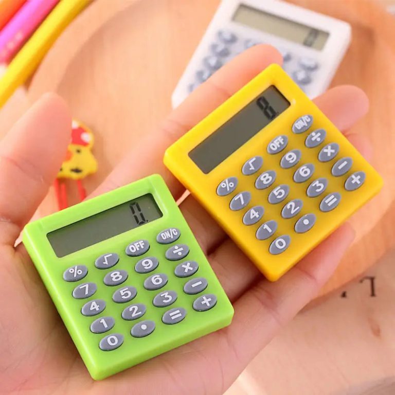 La Compagne Astucieuse pour des Calculs Quotidiens : La Calculatrice Mini Cartoon Portative