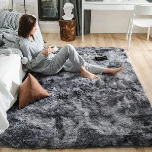 Tapis Moelleux en Peluche: L’Élégance et le Confort à Portée de Pied