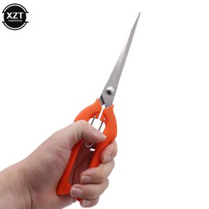 Récoltez Vos Fruits avec Précision et Confort : Le Compagnon Idéal du Jardin Moderne