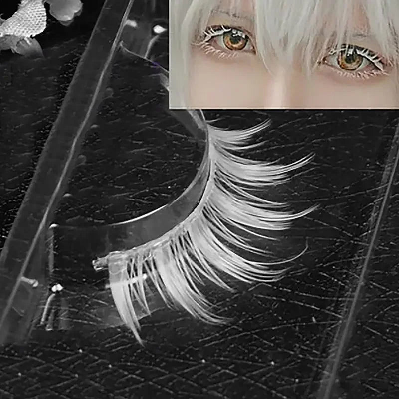 Des Faux Cils Révolutionnaires pour un Regard de Star en Cosplay
