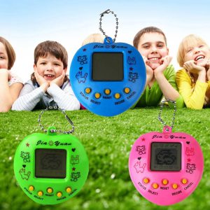 Plongez dans l'univers du divertissement éducatif avec un Tamagotchi revisité