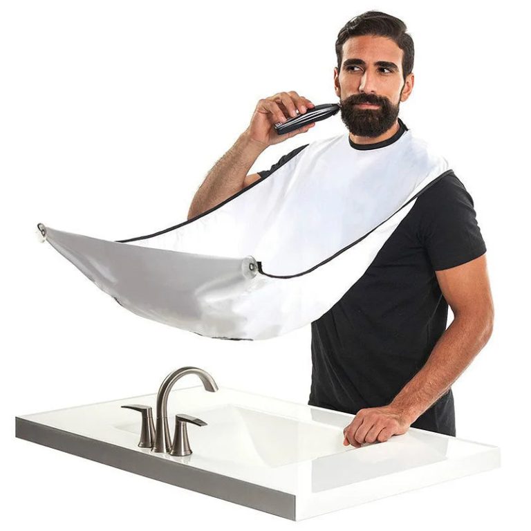 Une Révolution Dans Votre Salle de Bain : Le Tablier de Rasage qui Change la Donne