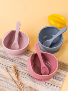 Réinventez les repas de votre enfant avec l’Ensemble Bols Ventouse Silicone Bébé
