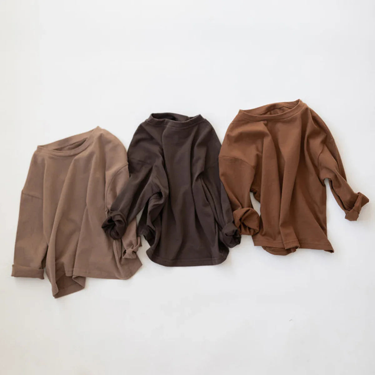 Offrez à Votre Bébé Confort et Élégance avec Cet Ensemble de T-shirts en Coton Pur