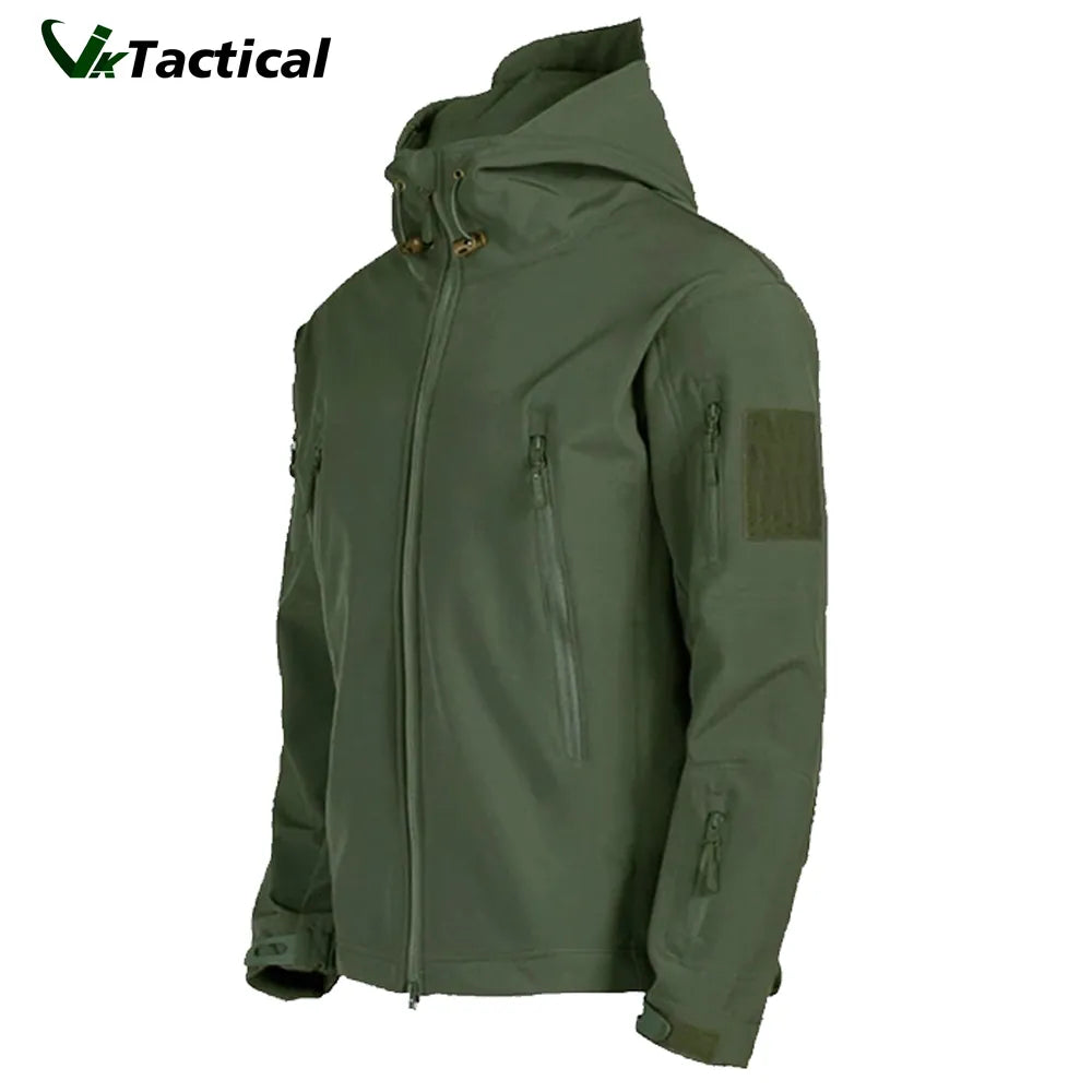 Affrontez l’Aventure avec Style : La Veste Tactique en Soft Shell Imperméable pour Homme