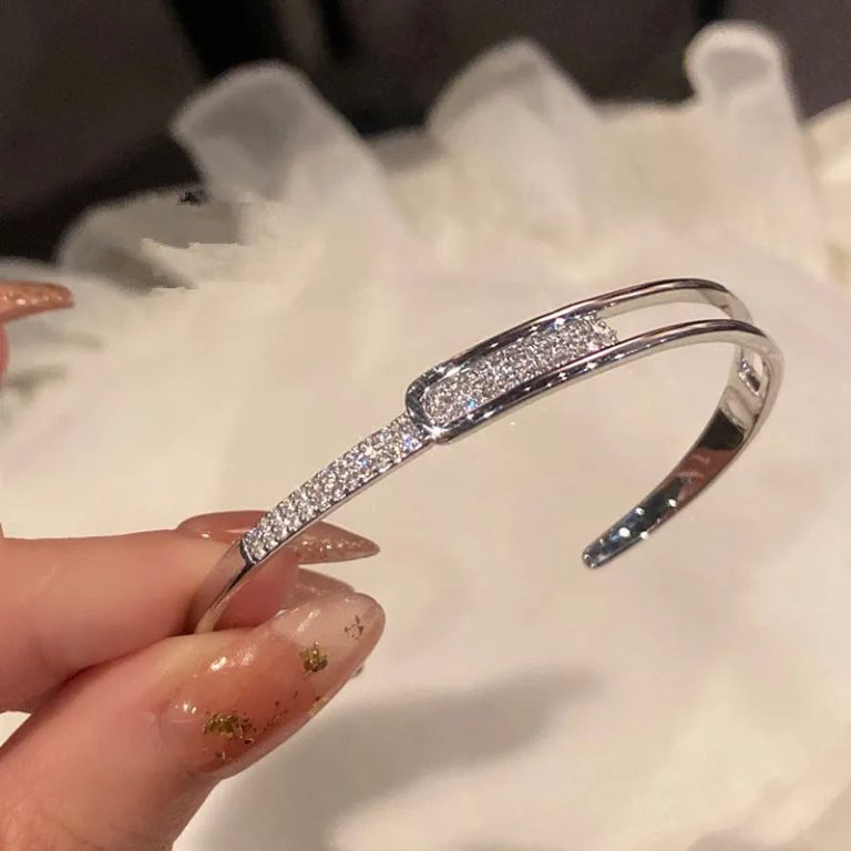 Éclat raffiné : Le Bracelet Argent Sterling 925 Zirconia, le Must-Have Glamour de la Saison