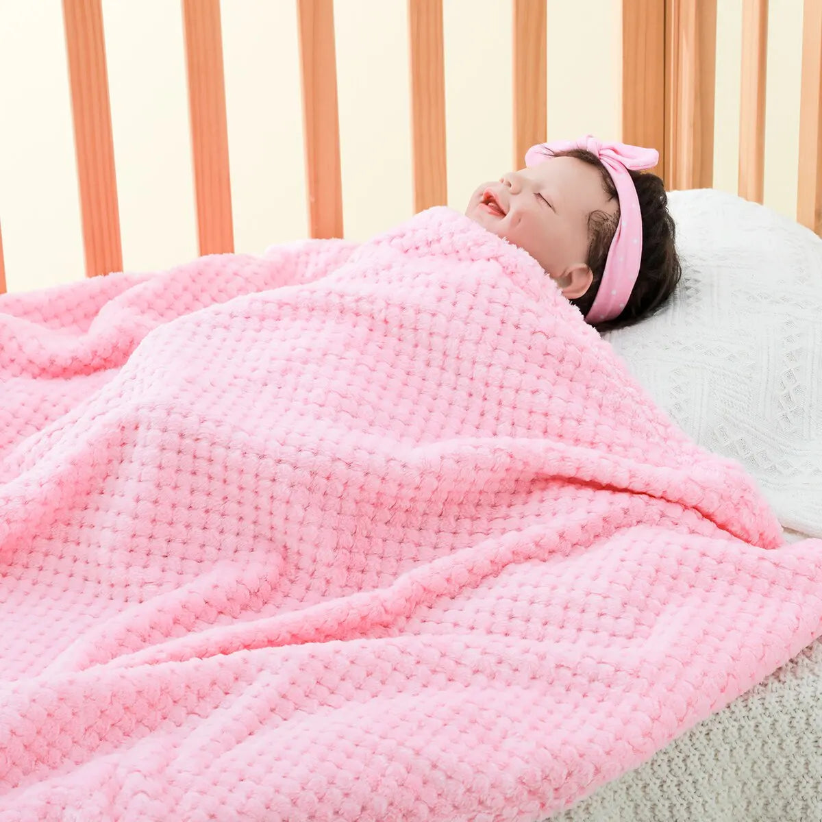 Découvrez la Couverture Bébé en Flanelle Ananas Carreaux : Un Cocon de Douceur et de Tendresse