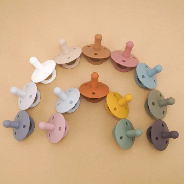 La Sucette en Silicone Bébé Sans BPA : Allier Sûreté et Confort pour les Tout-Petits