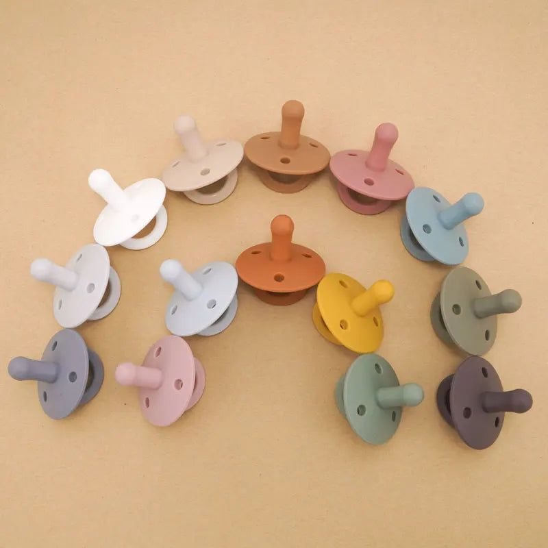 La Sucette en Silicone Bébé Sans BPA : Allier Sûreté et Confort pour les Tout-Petits