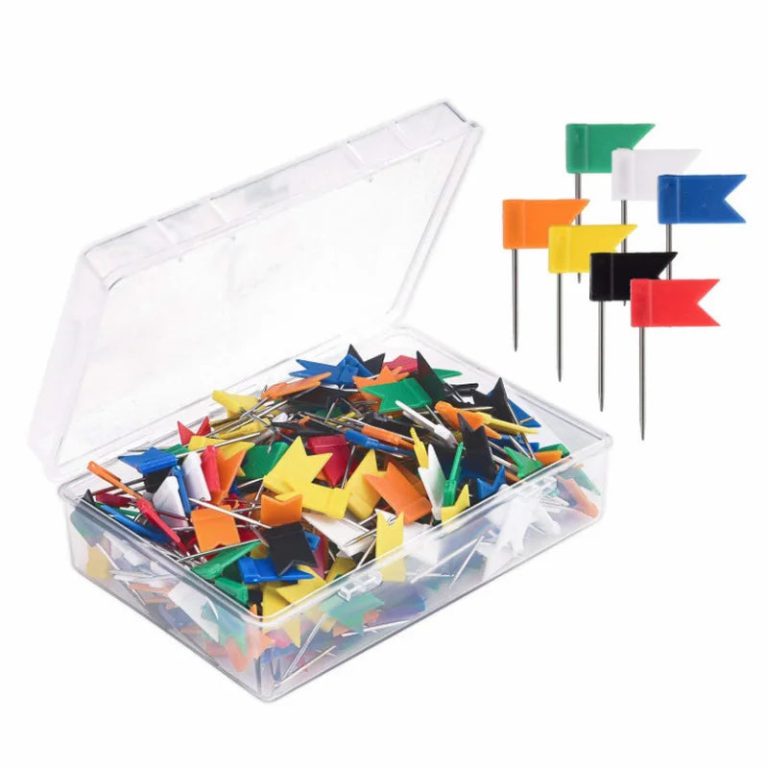 Organisez votre espace avec élégance grâce aux punaises à drapeau multicolores