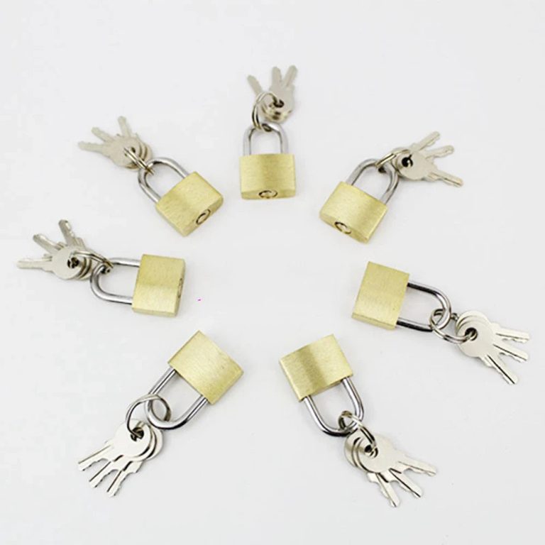 Sécurisez vos effets personnels avec élégance : Le mini cadenas en cuivre 20mm qui allie robustesse et style