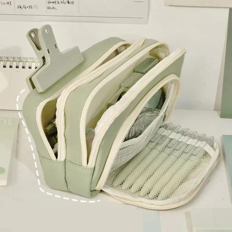 Révélez votre style et votre organisation avec une trousse à crayons pleine de charme