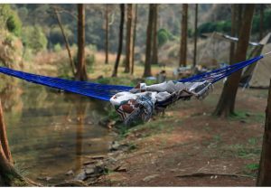 Découvrez la Suspension Portable en Maille Audacieuse 2024 : L’alliance parfaite entre confort et liberté