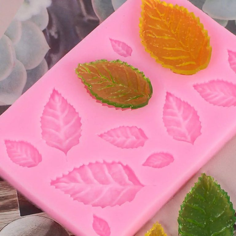 Révélez Votre Créativité Pâtissière avec ce Nouveau Moule Silicone Feuille