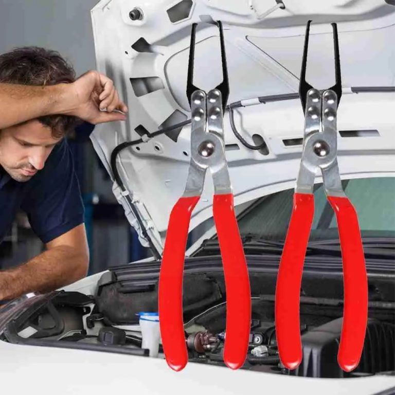 Un outil indispensable pour vos réparations automobiles : la pince universelle qui change la donne
