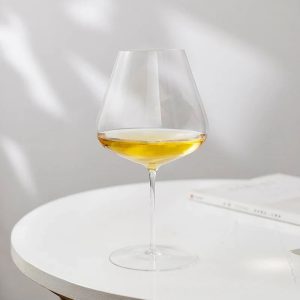 L'art de Sublimer Chaque Gorgée: L'élégance des Verres à Vin Cristal Ultra-Fins